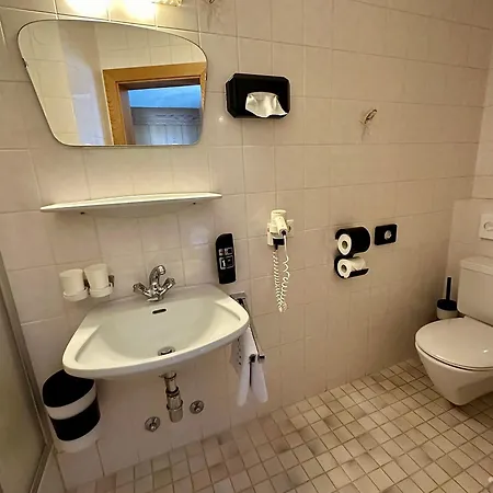 Hotel Zirbenhof 2*