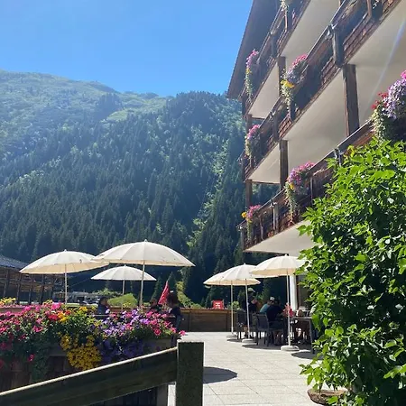 Zirbenhof Otel